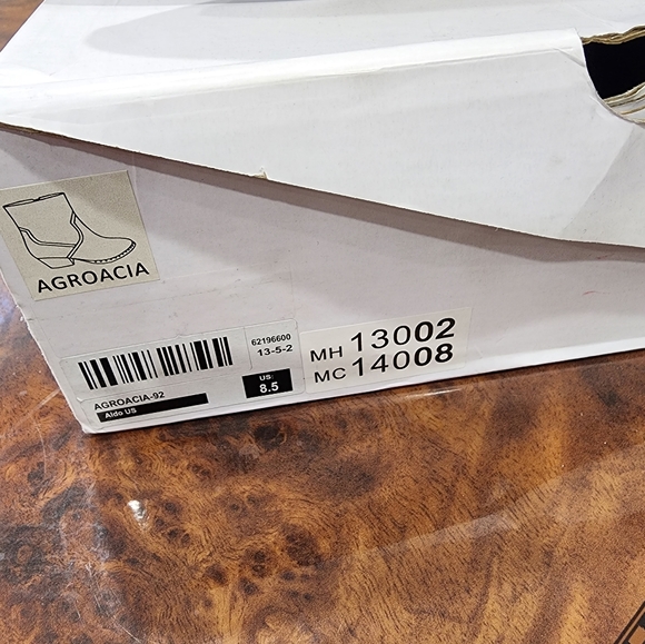 Boots - Picture 5 of 5